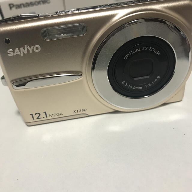 SANYO(サンヨー)のデジカメ スマホ/家電/カメラのカメラ(コンパクトデジタルカメラ)の商品写真