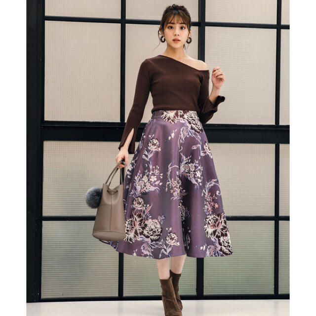 Andemiu(アンデミュウ)の【WEB限定】ゴブランフウフラワースカート 857599 レディースのスカート(ひざ丈スカート)の商品写真