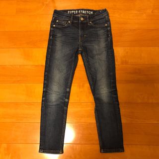 エイチアンドエム(H&M)のH&M SKINNY FIT&DENIM スキニーデニム　ジーンズ　135cm(パンツ/スパッツ)