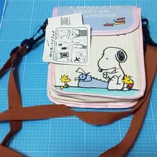 ピーナッツ(PEANUTS)のミニポシェット「スヌーピー」(その他)