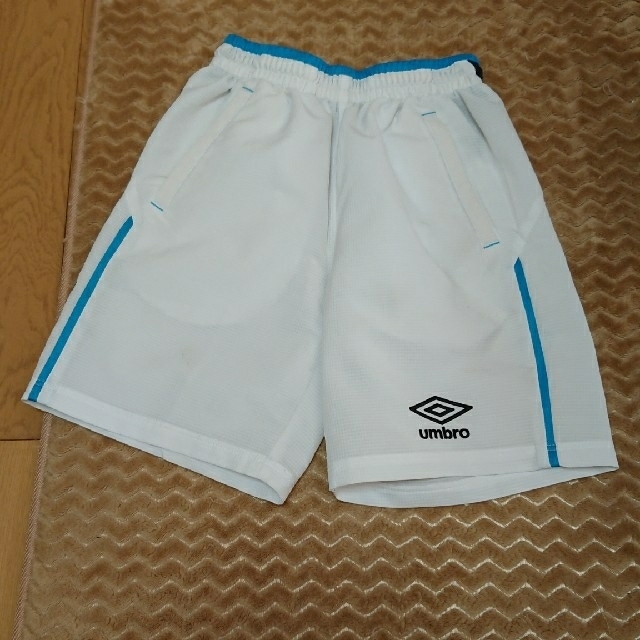 UMBRO(アンブロ)のサッカー パンツ 3枚セット 150 スポーツ/アウトドアのサッカー/フットサル(ウェア)の商品写真