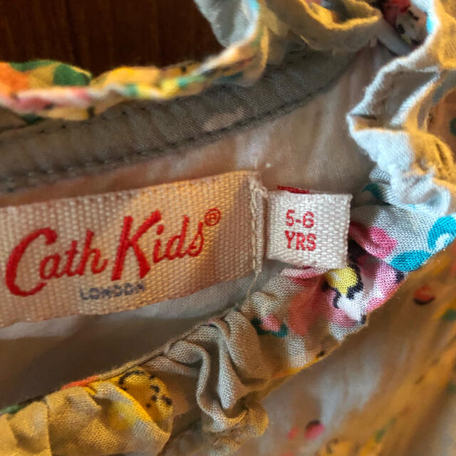 Cath Kidston(キャスキッドソン)のキャスキッドソン　ワンピース　5-6y キッズ/ベビー/マタニティのキッズ服女の子用(90cm~)(ワンピース)の商品写真