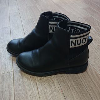 ヌォーボ ブーツの通販 500点以上 Nuovoを買うならラクマ ヌォーボ ブーツの通販 500点以上 Nuovoを買うならラクマ