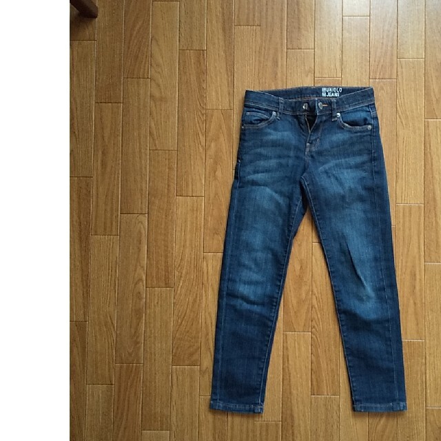 UNIQLO(ユニクロ)のジーンズ 120 キッズ/ベビー/マタニティのキッズ服女の子用(90cm~)(パンツ/スパッツ)の商品写真