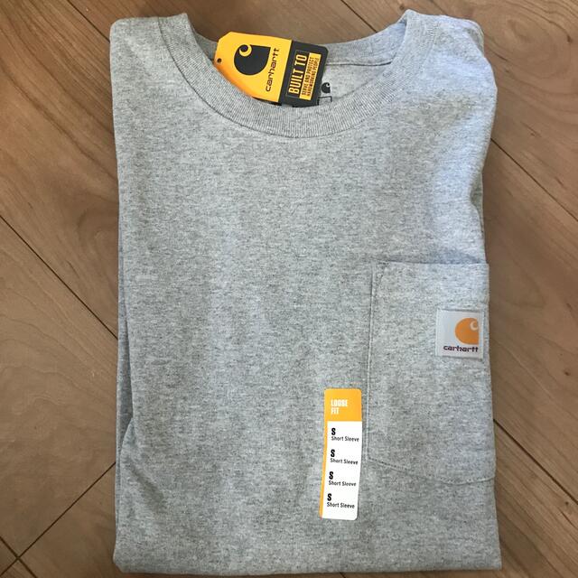 carhartt(カーハート)のcarhartt ポケットtシャツ メンズのトップス(Tシャツ/カットソー(半袖/袖なし))の商品写真