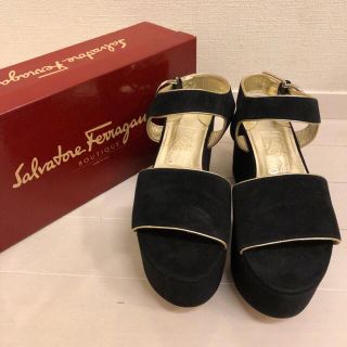 サルヴァトーレフェラガモ(Salvatore Ferragamo)のはぎさま様専用 フェラガモ   HAIR CALF ウェッジソール サンダル(サンダル)