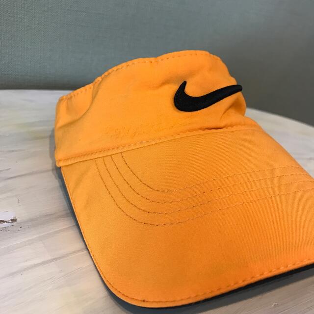 NIKE(ナイキ)のNIKEGOLF サンバイザー スポーツ/アウトドアのゴルフ(その他)の商品写真