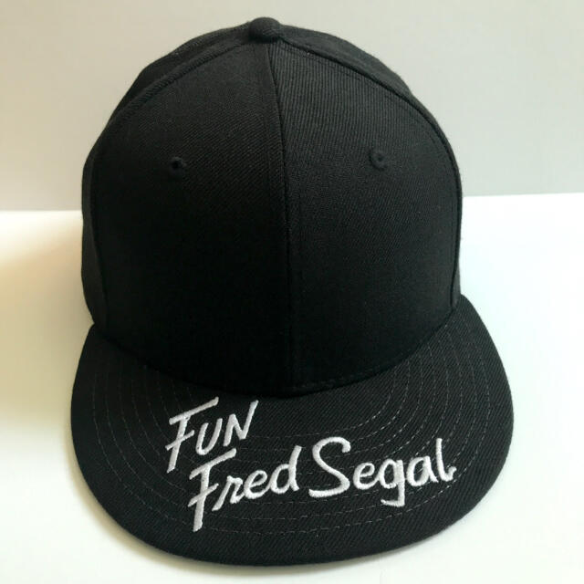 NEW ERA(ニューエラー)の【美品】NEW ERA× FUN FredSegal 限定CAP メンズの帽子(キャップ)の商品写真