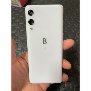 ラクテン(Rakuten)のRakuten Hand(スマートフォン本体)