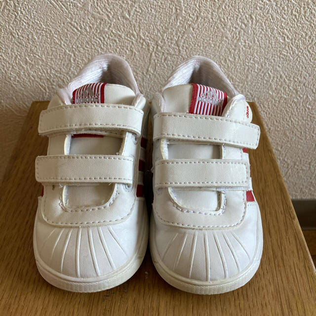 adidas(アディダス)のadidas スニーカー　13cm キッズ/ベビー/マタニティのベビー靴/シューズ(~14cm)(スニーカー)の商品写真