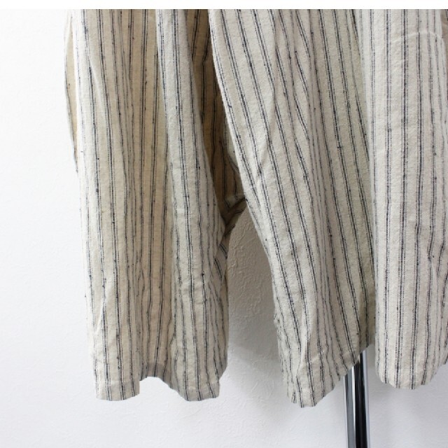 nest Robe(ネストローブ)のネストローブ 綿麻 ストライプ 肩紐付き サロペット レディースのパンツ(サロペット/オーバーオール)の商品写真