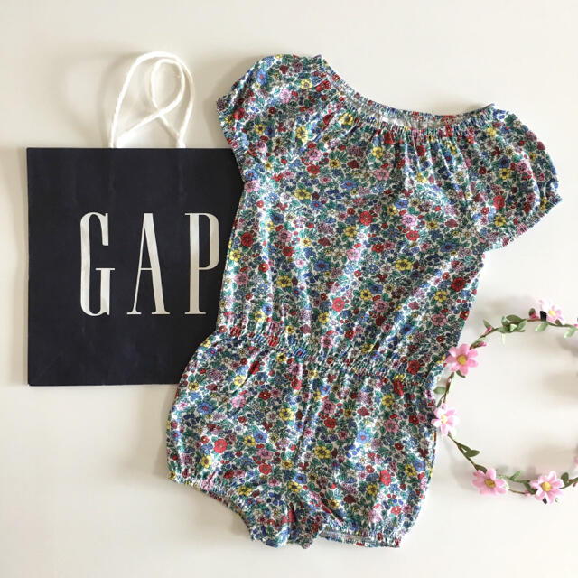 babyGAP(ベビーギャップ)の新品♡baby gap♡雑誌掲載♡ロンパース 花柄/ラルフローレン ユニクロ　他 キッズ/ベビー/マタニティのキッズ服女の子用(90cm~)(その他)の商品写真