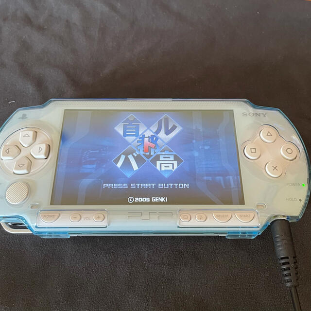 PlayStation Portable(プレイステーションポータブル)のPSP1000-CW エンタメ/ホビーのゲームソフト/ゲーム機本体(携帯用ゲーム機本体)の商品写真