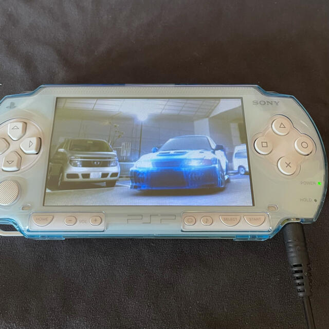 PlayStation Portable(プレイステーションポータブル)のPSP1000-CW エンタメ/ホビーのゲームソフト/ゲーム機本体(携帯用ゲーム機本体)の商品写真