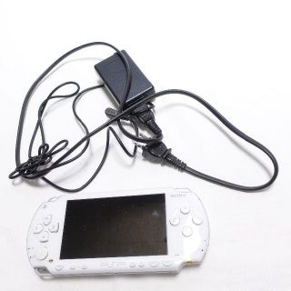 ソニー(SONY)のSONY　PSP(箱なし)　ホワイト(携帯用ゲーム機本体)