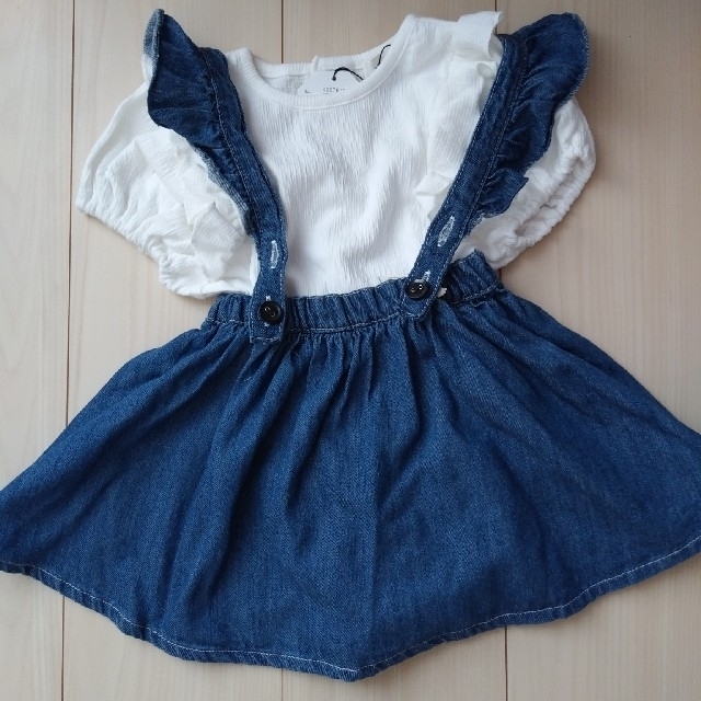 BREEZE(ブリーズ)の専用　新品　未使用　BREEZE　デニム  スカート　 キッズ/ベビー/マタニティのキッズ服女の子用(90cm~)(スカート)の商品写真