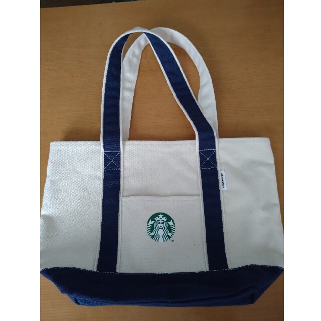 Starbucks Coffee(スターバックスコーヒー)のstarbucks　トートバッグ レディースのバッグ(トートバッグ)の商品写真