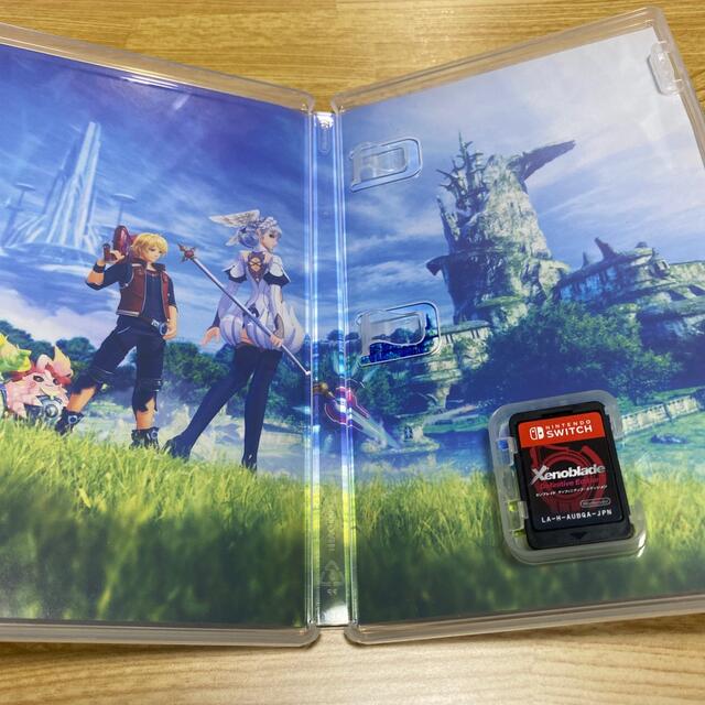 Nintendo Switch(ニンテンドースイッチ)のゼノブレイド ディフィニティブ・エディション Switch エンタメ/ホビーのゲームソフト/ゲーム機本体(家庭用ゲームソフト)の商品写真