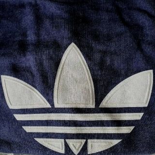 アディダス(adidas)のアディダス オリジナルス 紺 Ｍ 綿100% トレフォイロゴＴシャツ 新品 (Tシャツ/カットソー(半袖/袖なし))