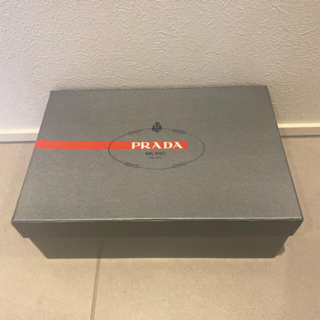 PRADA スニーカー 2