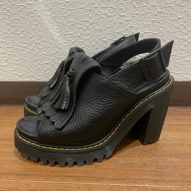 Dr.Martens(ドクターマーチン)のドクターマーチン　太ヒールサンダル レディースの靴/シューズ(サンダル)の商品写真