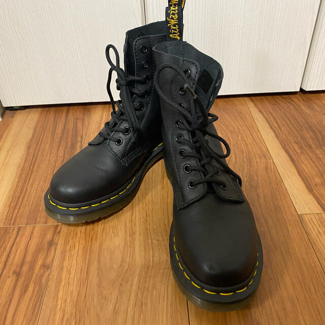 ドクターマーチン Dr.Martens 8ホール UK4 - ブーツ