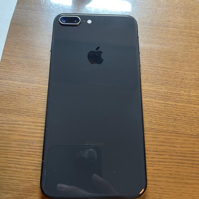 iPhone8 PLUS 本体　64GB SIMフリー