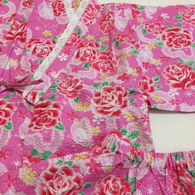 甚平　浴衣　花柄 キッズ/ベビー/マタニティのキッズ服女の子用(90cm~)(甚平/浴衣)の商品写真