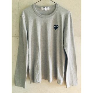 コムデギャルソン(COMME des GARCONS)の【美品★希少★Lサイズ】プレイコムデギャルソン グレー 黒ハート 長袖 Tシャツ(Tシャツ(長袖/七分))