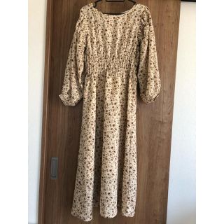 ナイスクラップ 花柄ワンピース ワンピースの通販 400点以上 Nice Claupのレディースを買うならラクマ ナイスクラップ 花柄ワンピース ワンピースの通販 400点以上 Nice Claupのレディースを買うならラクマ