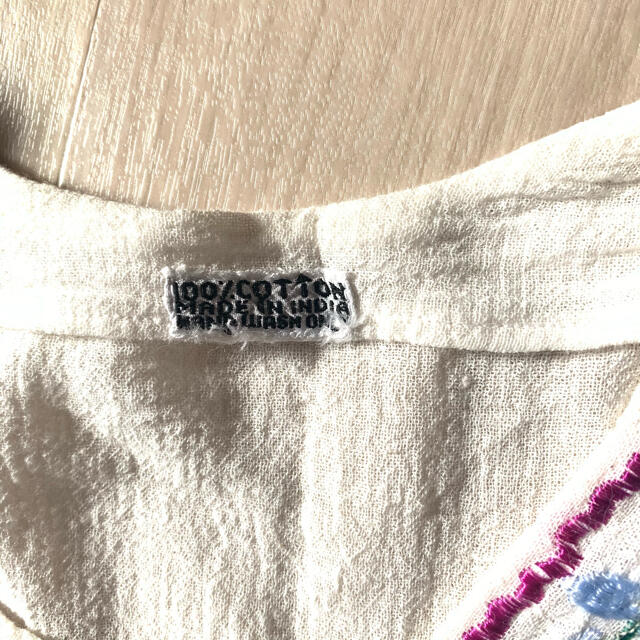 USED刺繍ブラウス レディースのトップス(シャツ/ブラウス(半袖/袖なし))の商品写真