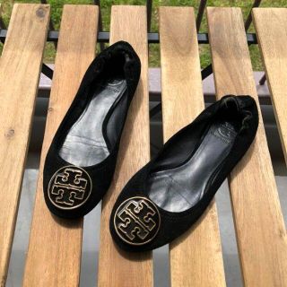 トリーバーチ(Tory Burch)のTORY BURCH トリーバーチ フラットシューズ Tロゴ 23.5cm 黒(バレエシューズ)