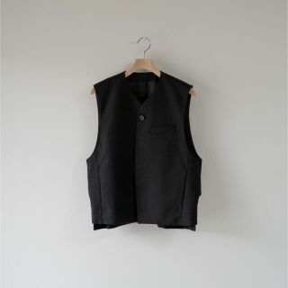 サンシー(SUNSEA)のstein ADJUSTABLE VEST[BLACK](ベスト)