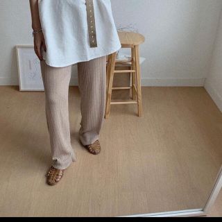 トゥデイフル(TODAYFUL)のnokcha summer lib knit pt ベージュ(その他)