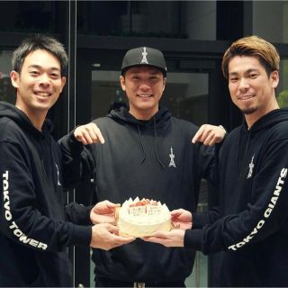 New Era Hayato00 東京タワーコラボ 坂本勇人 パーカー ニューエラの通販 By りょう S Shop ニューエラーならラクマ New Era Hayato00 東京タワーコラボ 坂本勇人 パーカー ニューエラの通販 By りょう S Shop ニューエラーならラクマ