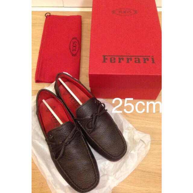 高い品質 TOD'S サイズ6 ドライビングシューズ メンズ 美品 Ferrari