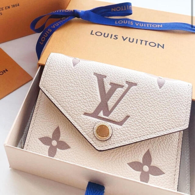 LOUIS VUITTON(ルイヴィトン)の5/9迄　ルイヴィトン ポルトフォイユ ヴィクトリーヌ バイカラーモノグラム レディースのファッション小物(財布)の商品写真