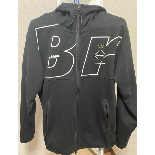 F.C.R.B.(エフシーアールビー)のFCRB ブリストル RELAX FIT ZIP UP HOODIE M メンズのトップス(パーカー)の商品写真