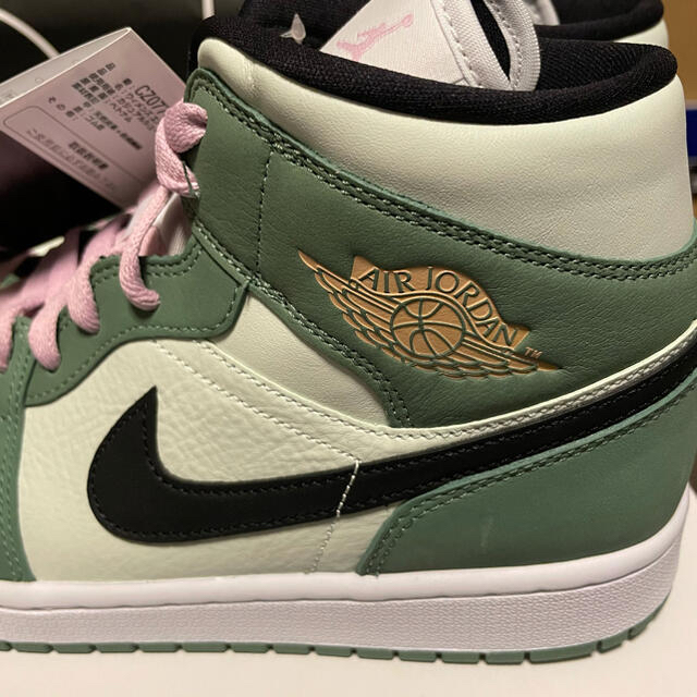 NIKE(ナイキ)のWMNS AIR JORDAN 1 MID【ダッチグリーン】28.5cm ナイキ メンズの靴/シューズ(スニーカー)の商品写真