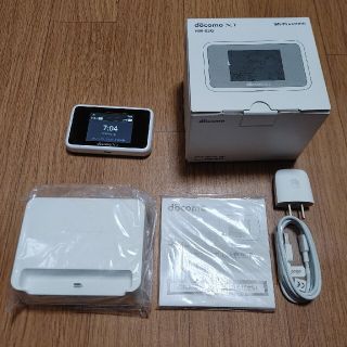 エヌティティドコモ(NTTdocomo)のポケットWifi docomo HW-02G クレードル付属(PC周辺機器)