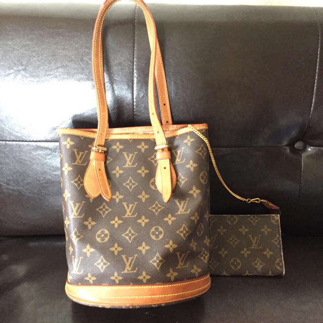 LOUIS VUITTON　バケツバッグ