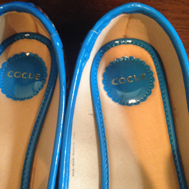 COCUE(コキュ)のコキュ スパンコールフラットシューズ レディースの靴/シューズ(バレエシューズ)の商品写真