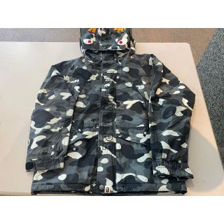 アベイシングエイプ(A BATHING APE)のAPE 畜光 シャーク スノボJKT M(マウンテンパーカー)