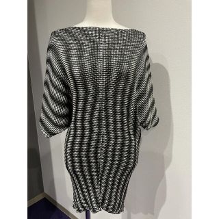 イッセイミヤケ(ISSEY MIYAKE)のイッセイミヤケ　ワンピースorチュニック美品（387）(ミニワンピース)