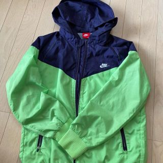 ナイキ(NIKE)のNIKE☆キッズ　ウィンドブレーカー　150cm(ジャケット/上着)