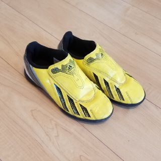 アディダス(adidas)のadidas　スニーカー　21㎝(スニーカー)