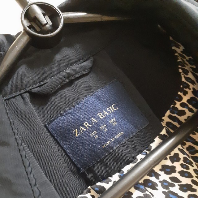 ZARA(ザラ)のＺＡＲＡ　ＢＡＳＩＣ　トレンチ　コート　 レディースのジャケット/アウター(トレンチコート)の商品写真