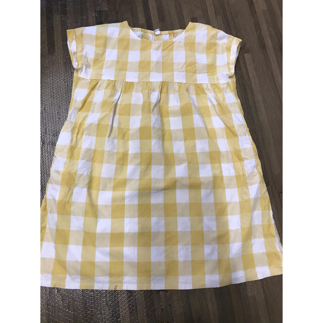 UNIQLO(ユニクロ)のユニクロ　ワンピース　チュニック  130cm  キッズ/ベビー/マタニティのキッズ服女の子用(90cm~)(ワンピース)の商品写真