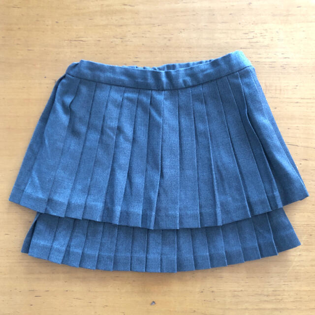 BeBe(ベベ)のBeBe 120cm ダブルプリーツスカート キッズ/ベビー/マタニティのキッズ服女の子用(90cm~)(スカート)の商品写真