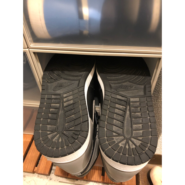 NIKE(ナイキ)の【美品】ナイキ エアジョーダン1 レトロ ハイ シャドウ 2018 メンズの靴/シューズ(スニーカー)の商品写真